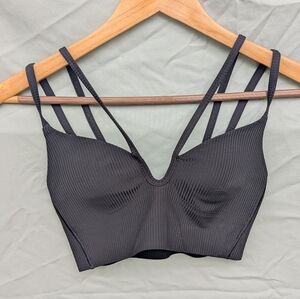 Lululemon Like A Cloud Strappy Ribbed Longline Bra Size 4 Black